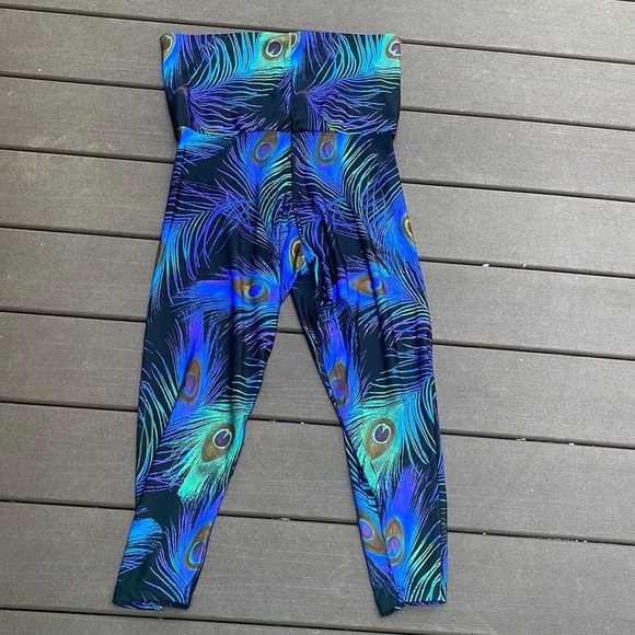 WOMEN’S Blue and Green Patterned Legging Size XL - Picture 1 of 1